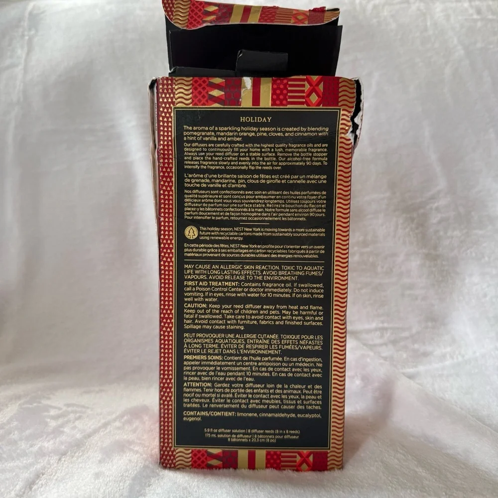 NEST New York Holiday Reed Diffuser - Picture 3 of 5